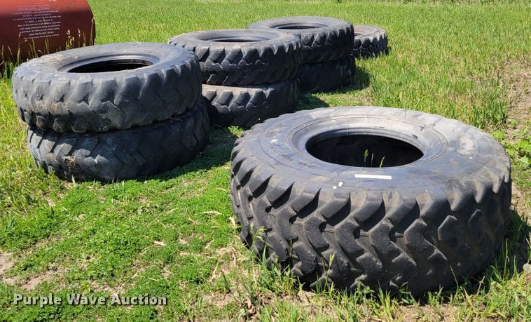 image for item KD9926 (8) tires