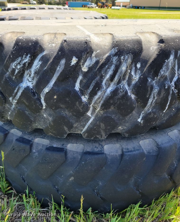 image for item KD9926 (8) tires