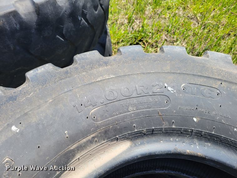 image for item KD9926 (8) tires