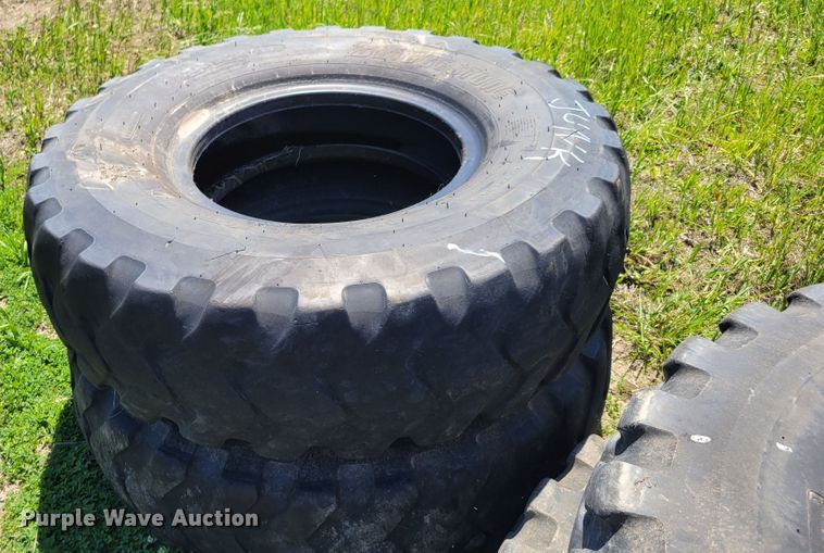 image for item KD9926 (8) tires