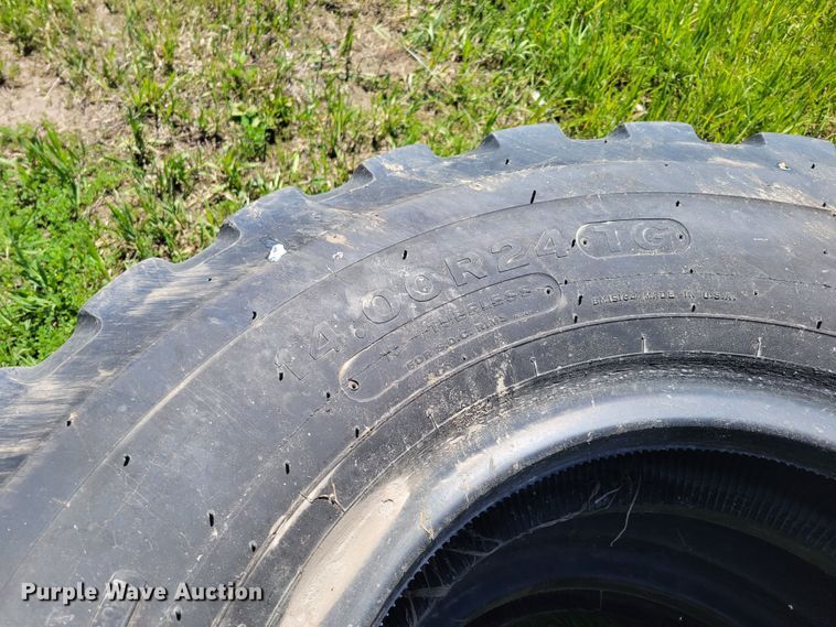 image for item KD9926 (8) tires