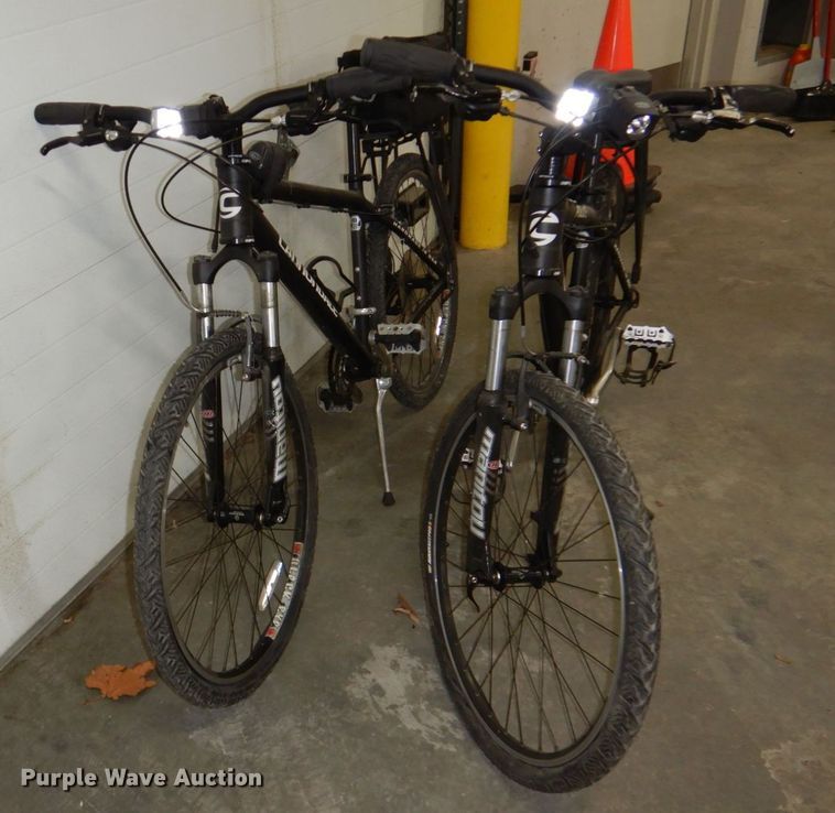 image for item KD9983 (2) Cannondale bicycles