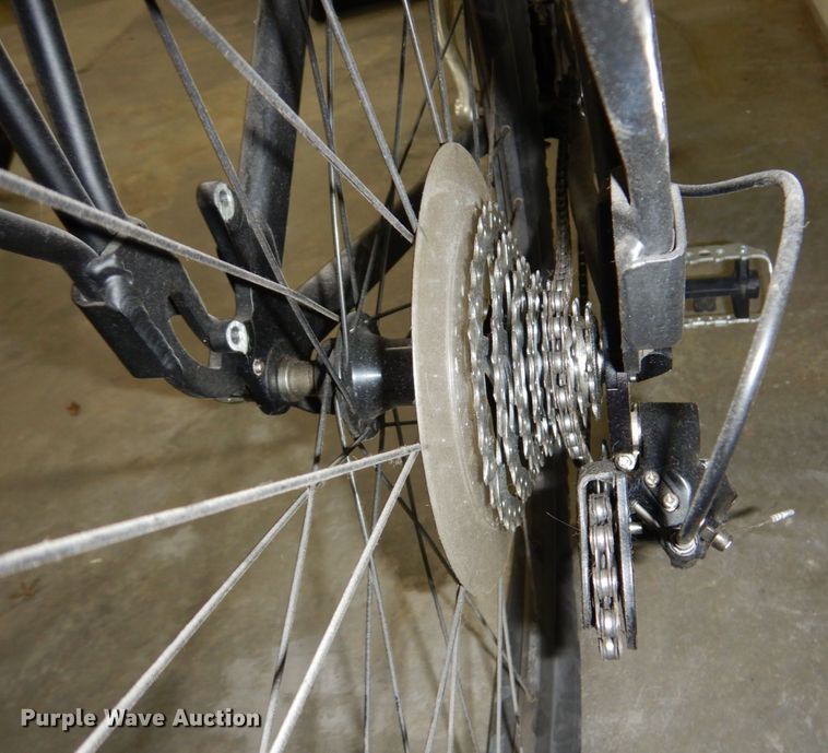 image for item KD9983 (2) Cannondale bicycles