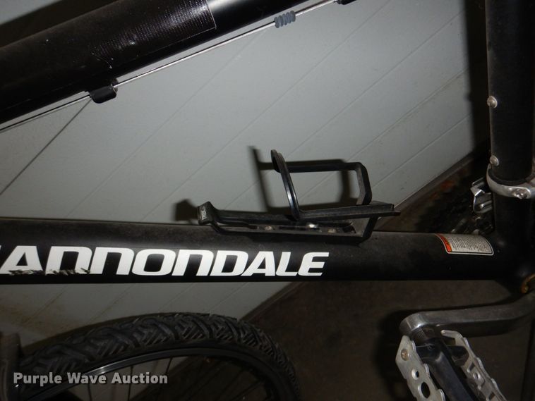 image for item KD9983 (2) Cannondale bicycles