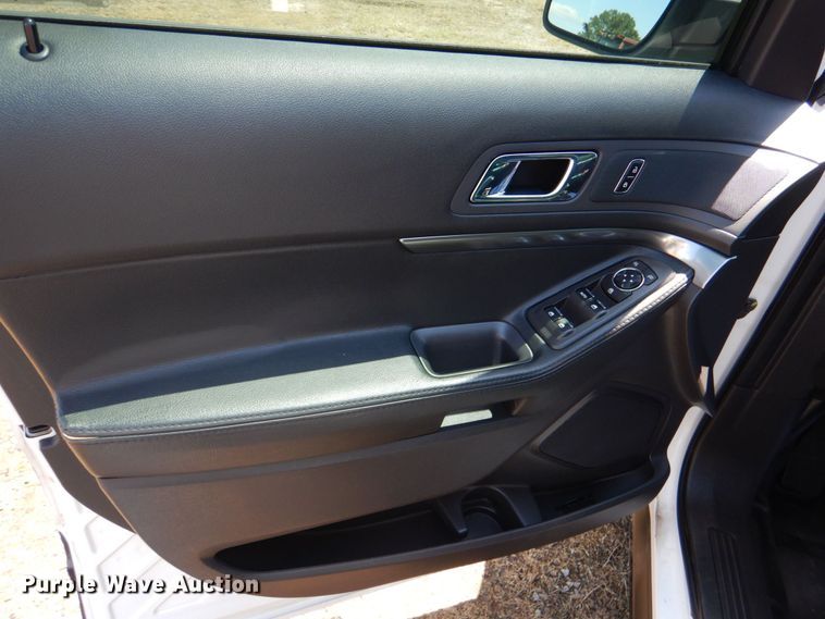 image for item KJ9899 2015 Ford Explorer Police Interceptor  SUV