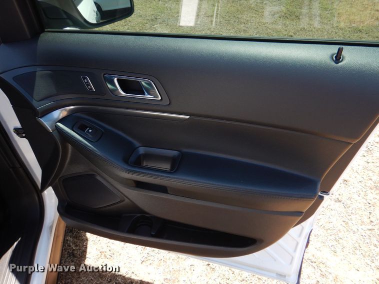 image for item KJ9899 2015 Ford Explorer Police Interceptor  SUV