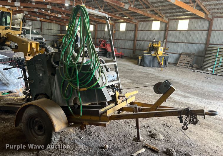 image for item KN9526 Miller Spreader  concrete saw