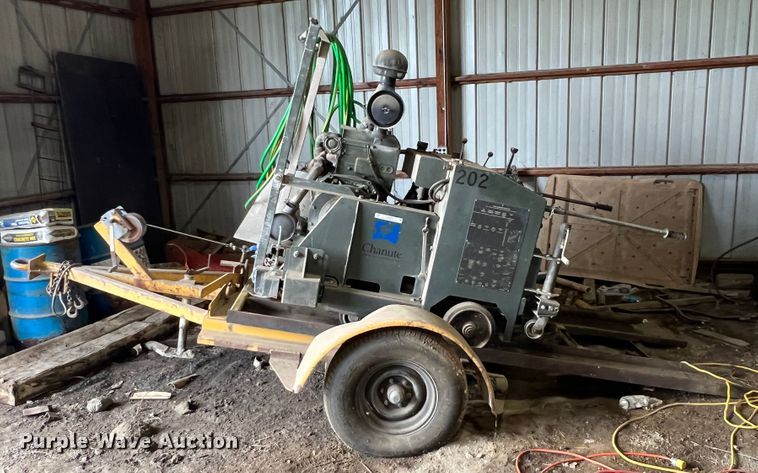 image for item KN9526 Miller Spreader  concrete saw