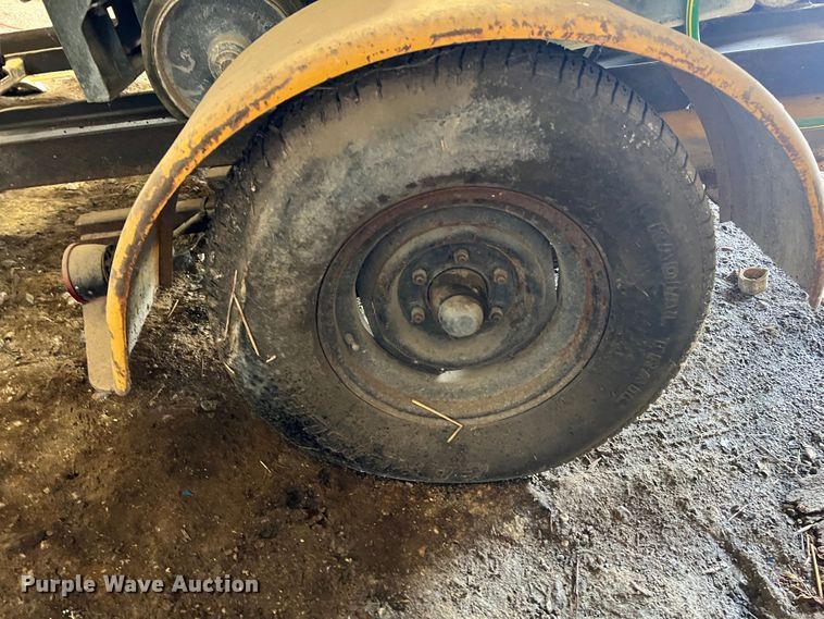 image for item KN9526 Miller Spreader  concrete saw