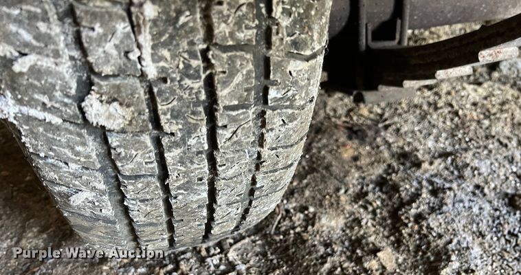 image for item KN9526 Miller Spreader  concrete saw