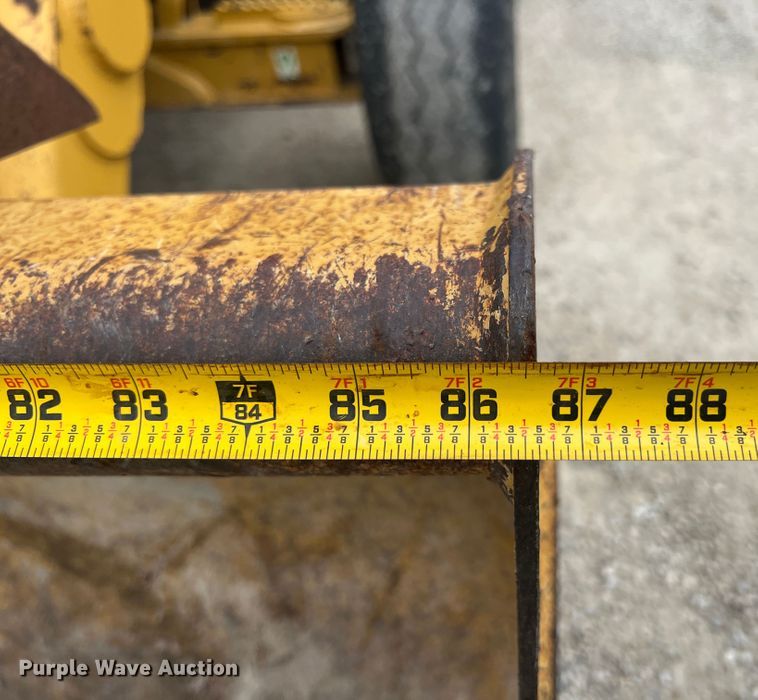 image for item KN9527 2000 Caterpillar 416C  backhoe