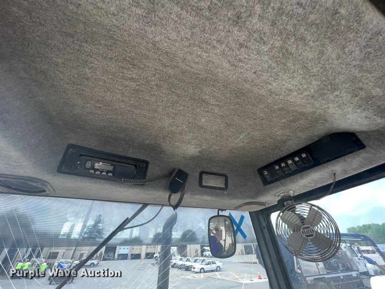 image for item KN9527 2000 Caterpillar 416C  backhoe