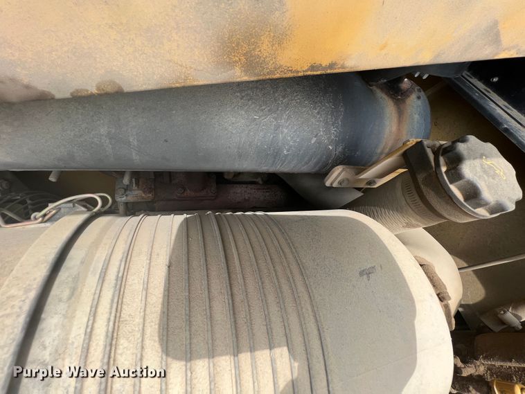 image for item KN9527 2000 Caterpillar 416C  backhoe