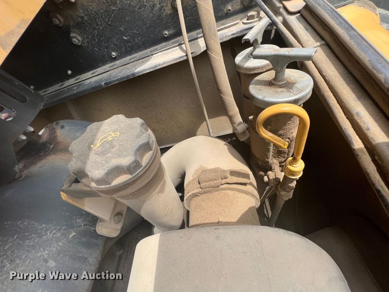 image for item KN9527 2000 Caterpillar 416C  backhoe