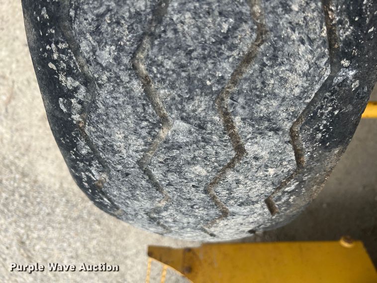 image for item KN9527 2000 Caterpillar 416C  backhoe