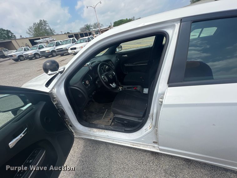 image for item KN9528 2013 Dodge Charger Police