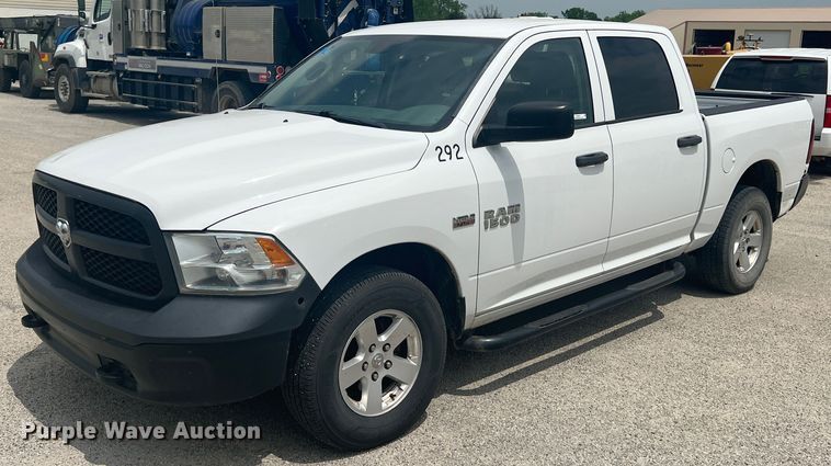 image for item KN9537 2013 Dodge Ram 1500  Crew Cab pickup truck