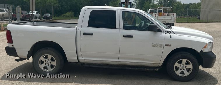 image for item KN9537 2013 Dodge Ram 1500  Crew Cab pickup truck