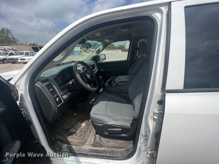 image for item KN9537 2013 Dodge Ram 1500  Crew Cab pickup truck