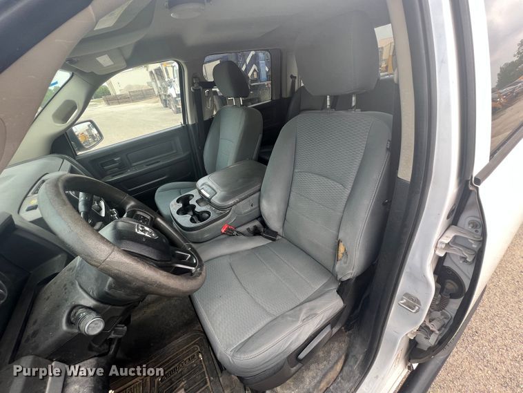 image for item KN9537 2013 Dodge Ram 1500  Crew Cab pickup truck