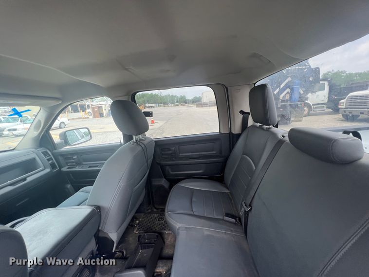 image for item KN9537 2013 Dodge Ram 1500  Crew Cab pickup truck