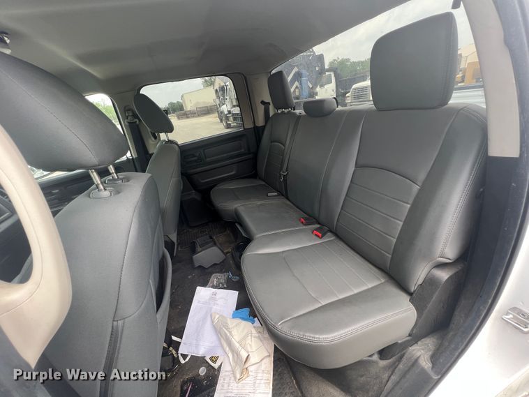 image for item KN9537 2013 Dodge Ram 1500  Crew Cab pickup truck