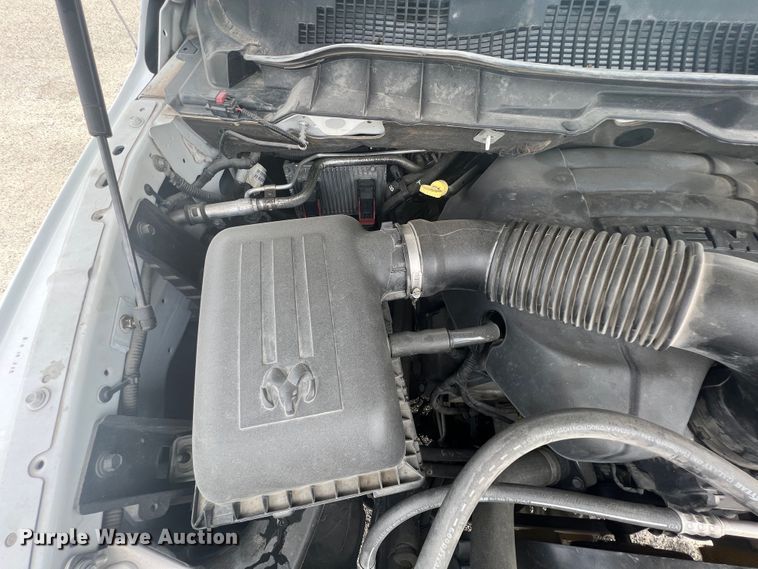 image for item KN9537 2013 Dodge Ram 1500  Crew Cab pickup truck