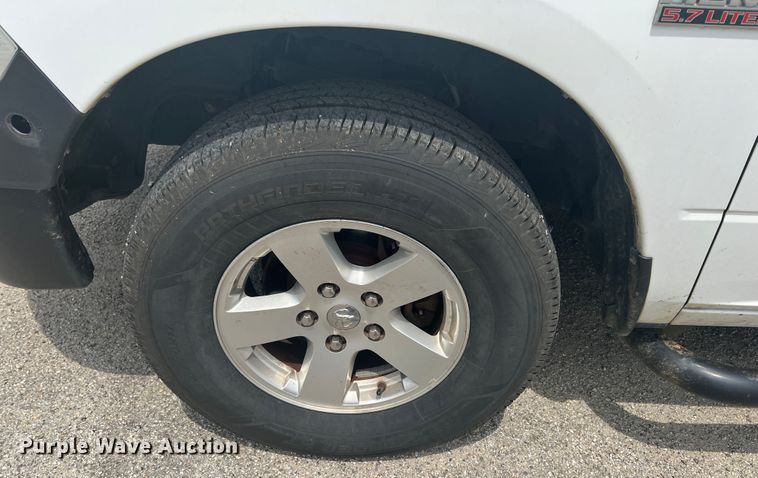 image for item KN9537 2013 Dodge Ram 1500  Crew Cab pickup truck