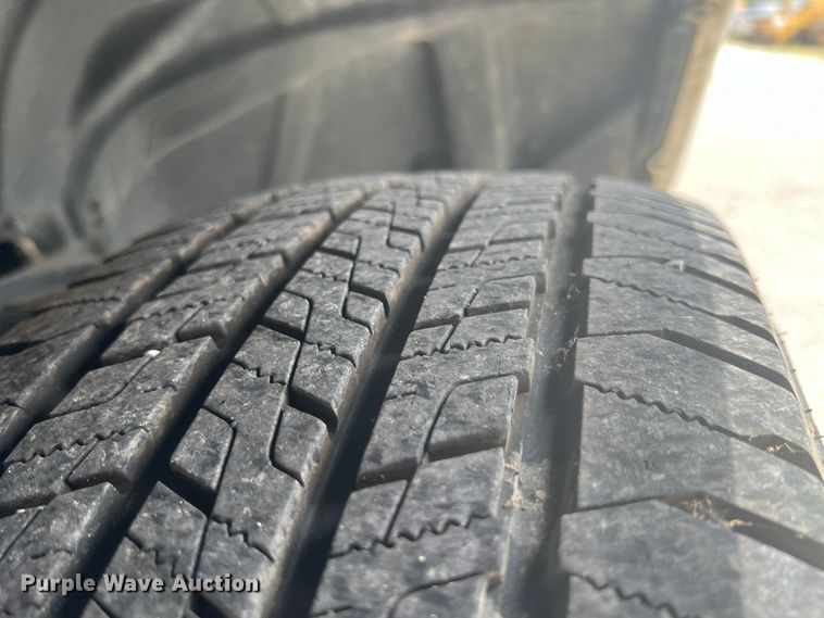 image for item KN9537 2013 Dodge Ram 1500  Crew Cab pickup truck