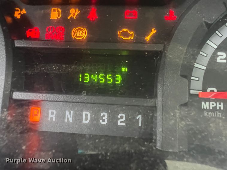 image for item KN9538 2013 Ford E450  shuttle bus