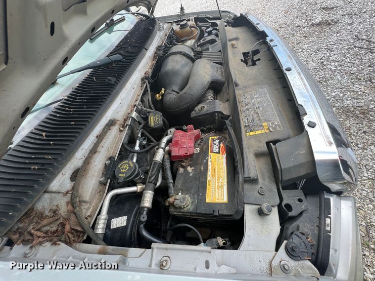 image for item KN9538 2013 Ford E450  shuttle bus