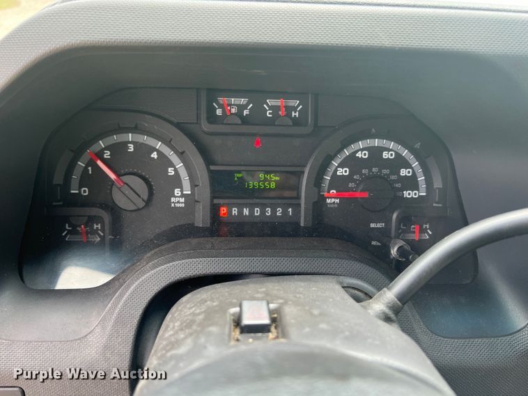 image for item KN9540 2012 Ford E450  shuttle bus