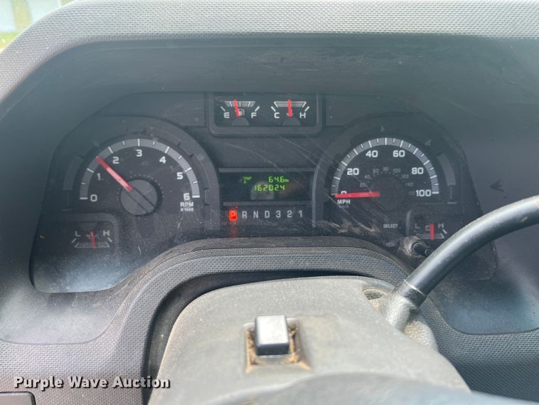 image for item KN9541 2012 Ford E450  shuttle bus