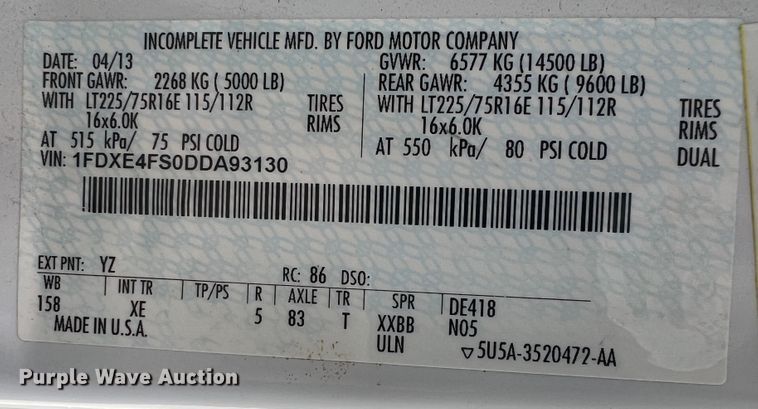 image for item KN9542 2013 Ford E450  shuttle bus