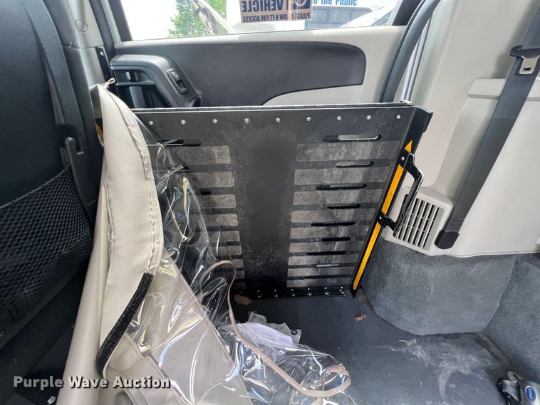 image for item KN9544 2017 Dodge Grand Caravan  handicap accessible van