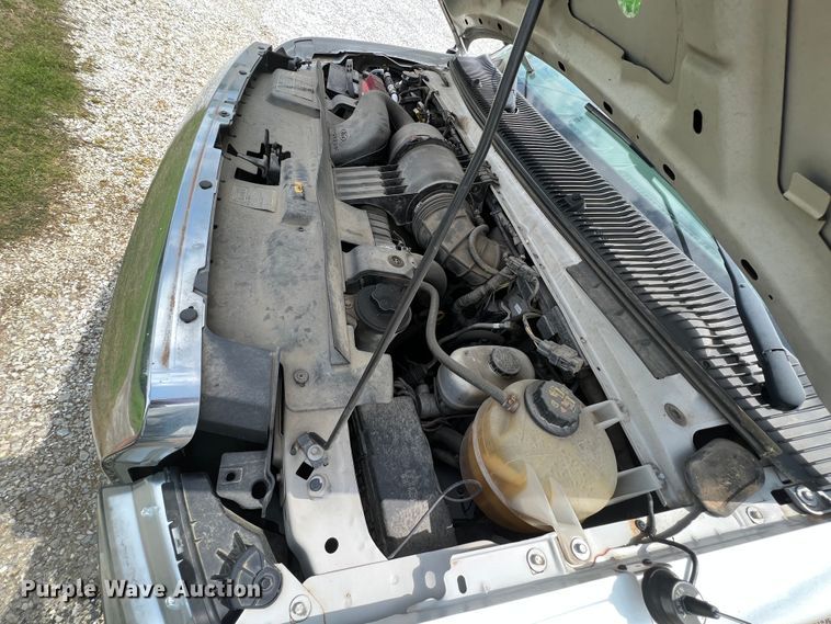 image for item KN9545 2012 Ford E450  shuttle bus