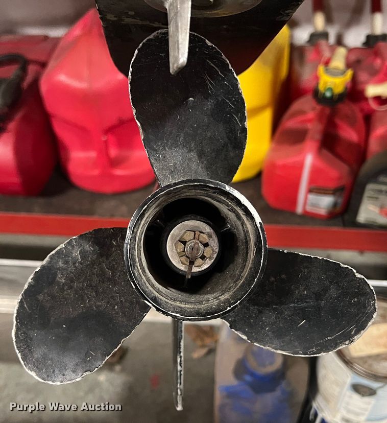 image for item KN9552 2006 Mercury 1F10201FK  outboard engine