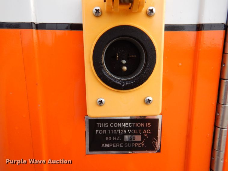 image for item KN9869 2004 Ford E450  ambulance