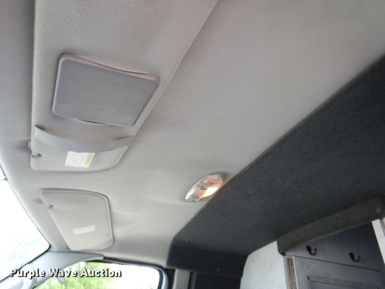 image for item KN9869 2004 Ford E450  ambulance