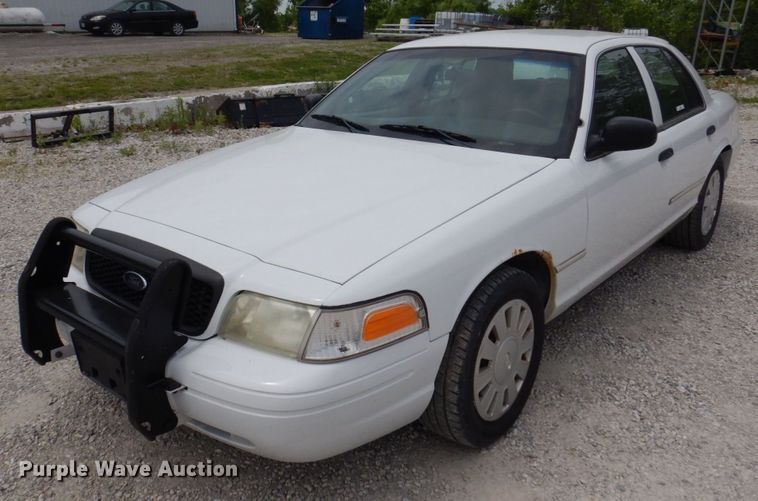 image for item KR9330 2009 Ford Crown Victoria Police Interceptor