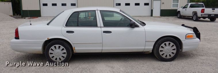 image for item KR9330 2009 Ford Crown Victoria Police Interceptor