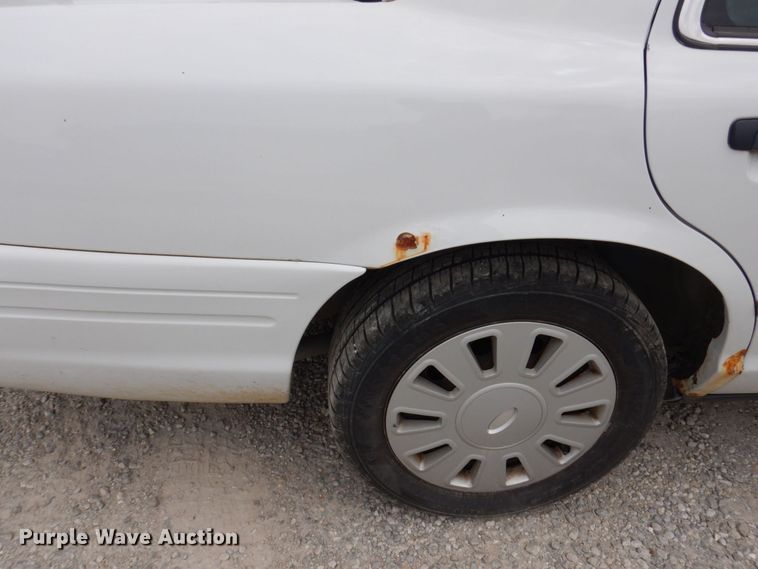 image for item KR9330 2009 Ford Crown Victoria Police Interceptor