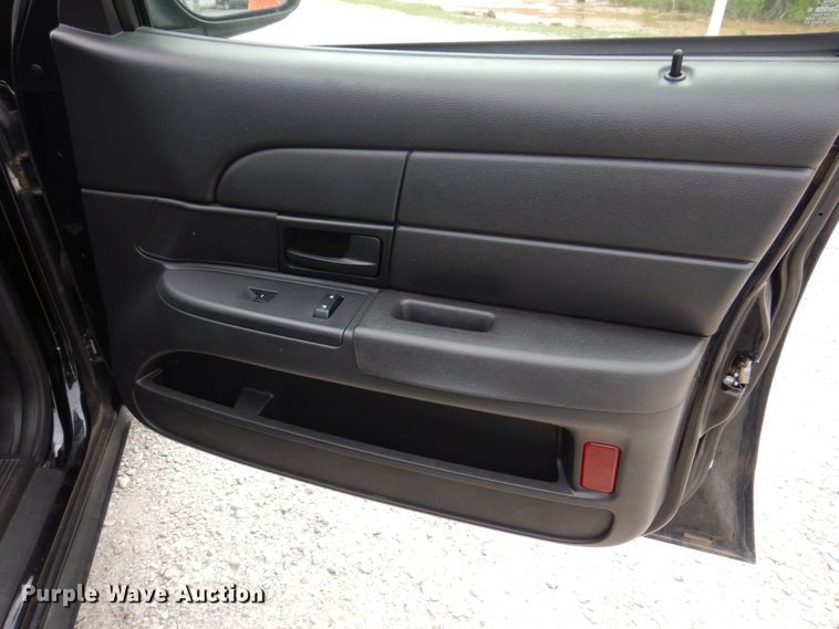 image for item KR9331 2009 Ford Crown Victoria Police Interceptor