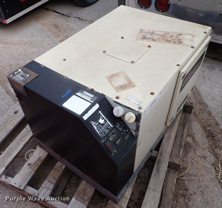 image for item KR9698 Onan 7.5HDKAT41934F  generator