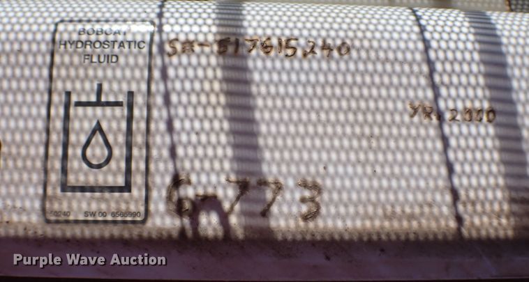 image for item KR9701 2000 Bobcat 773G  skid steer loader