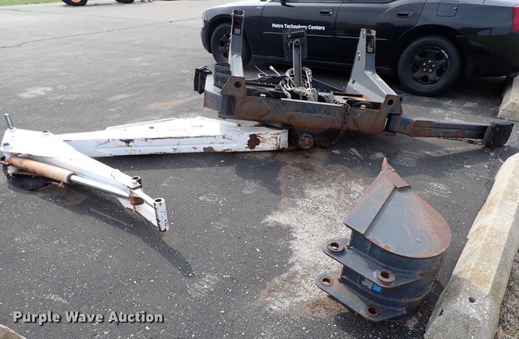 image for item KR9703 Bobcat 811  skid steer backhoe