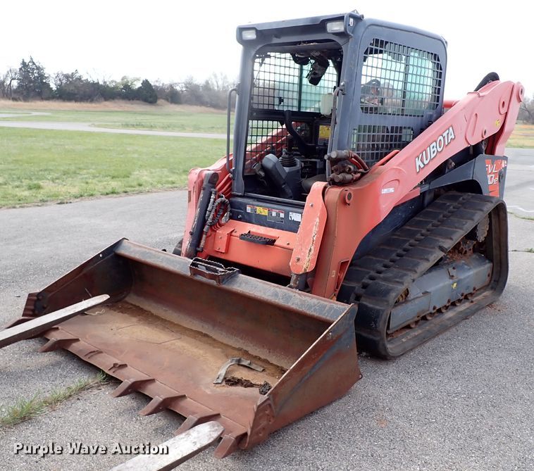 image for item KR9704 2013 Kubota SVL90-2  skid steer loader
