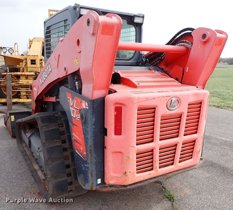 image for item KR9704 2013 Kubota SVL90-2  skid steer loader