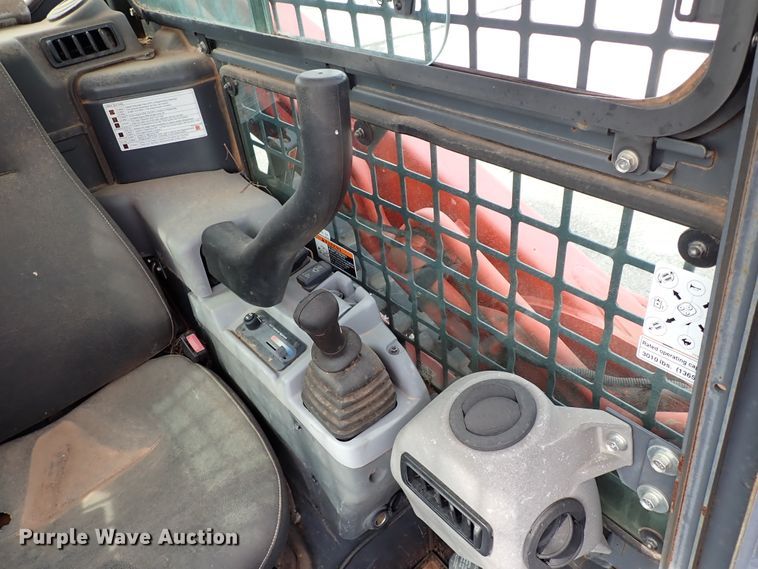 image for item KR9704 2013 Kubota SVL90-2  skid steer loader