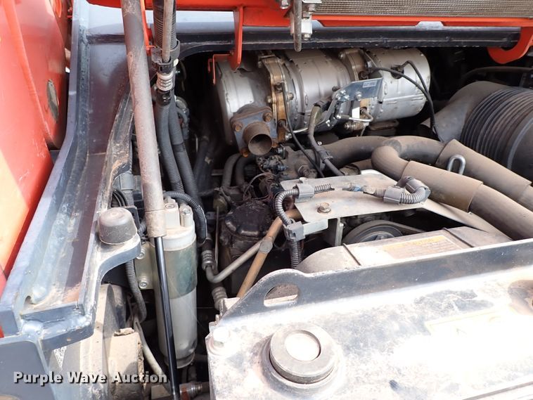 image for item KR9704 2013 Kubota SVL90-2  skid steer loader